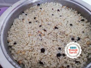 İç Pilav Tarifi-iç pilavı nasıl yapılır-yapımı-kaç kalori püf noktası