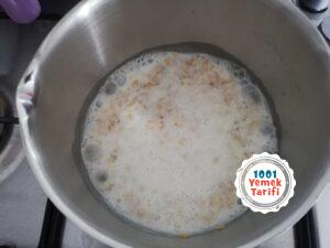 Çikolatalı ve Muzlu Yulaf Lapası nasıl yapılır