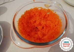 Yoğurtlu Havuç Salatası tarifi-havuclu yogurt salata yapımı-kaç kalori