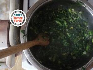 Ispanaklı Gül Böreği tarifi