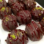 10 Dakikada Hazır: 3 Malzemeli Çikolatalı Toplar