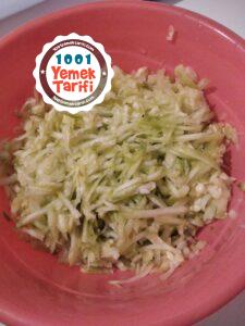 Karışık Sebzeli Yağ Çekmeyen Mücver Tarifi