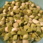 Zeytinyağlı Pırasa Yemeği birinci adım