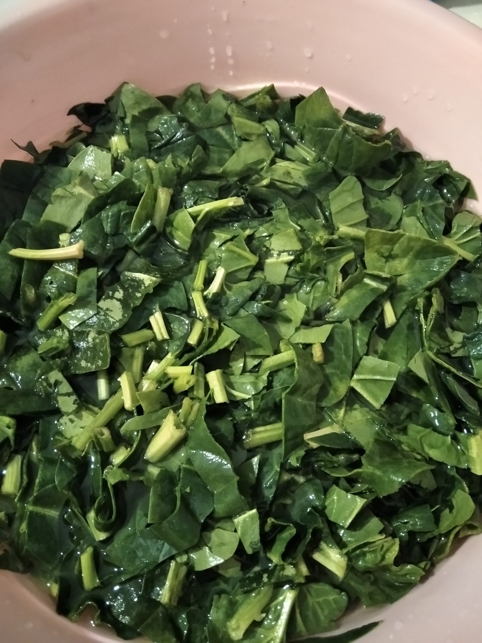 Fırında Beşamel Soslu Ispanak Yemeği Tarifi