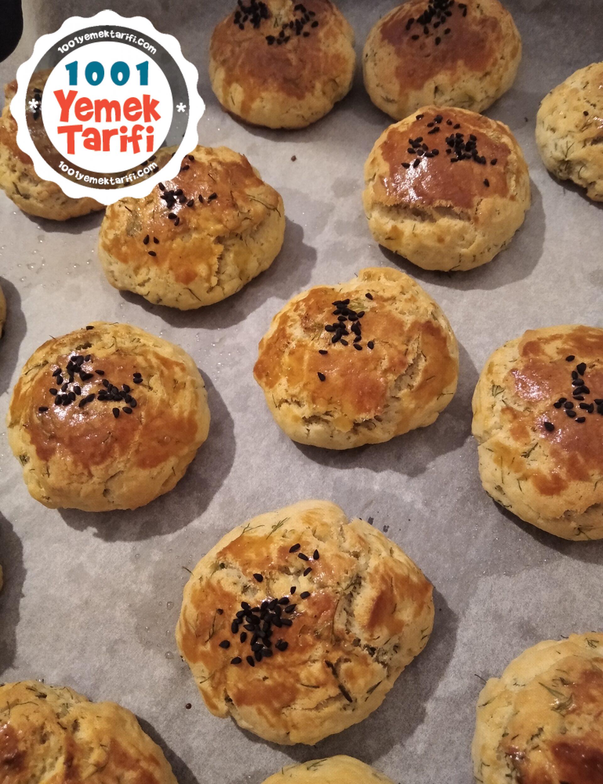 Dereotlu Zeytinyağlı Mayasız Mini Poğaça Tarifi