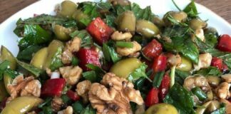 Hatay Usulü Nefis Yeşil Zeytin Salatası tarifi