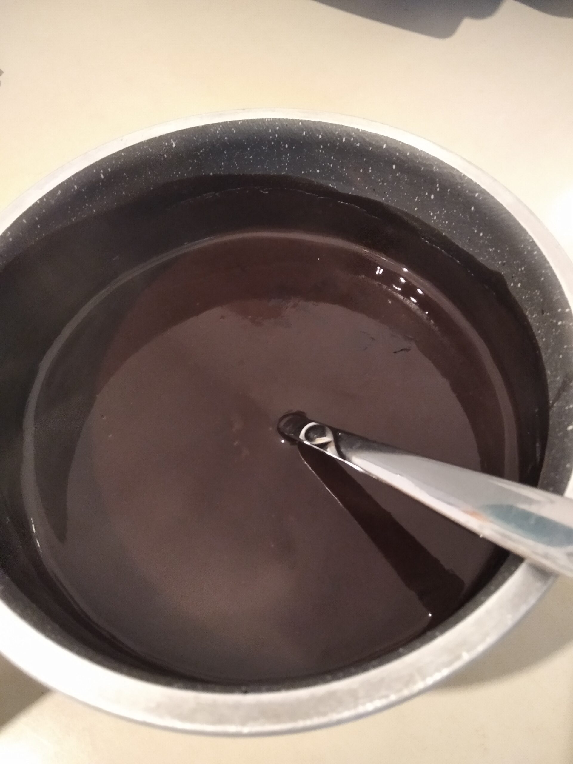 Çikolata Soslu Muhallebi Tarifi