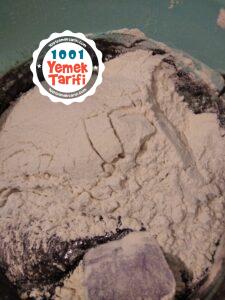 Damla Çikolatalı Çatlak Kurabiye Tarifi