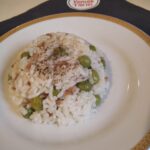 Şehriyeli ve Bezelyeli Tane Tane Pirinç Pilavı Tarifi