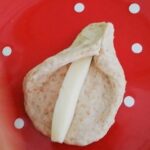 eksi mayali pogaca tarifi-tam bugdayli pogaca