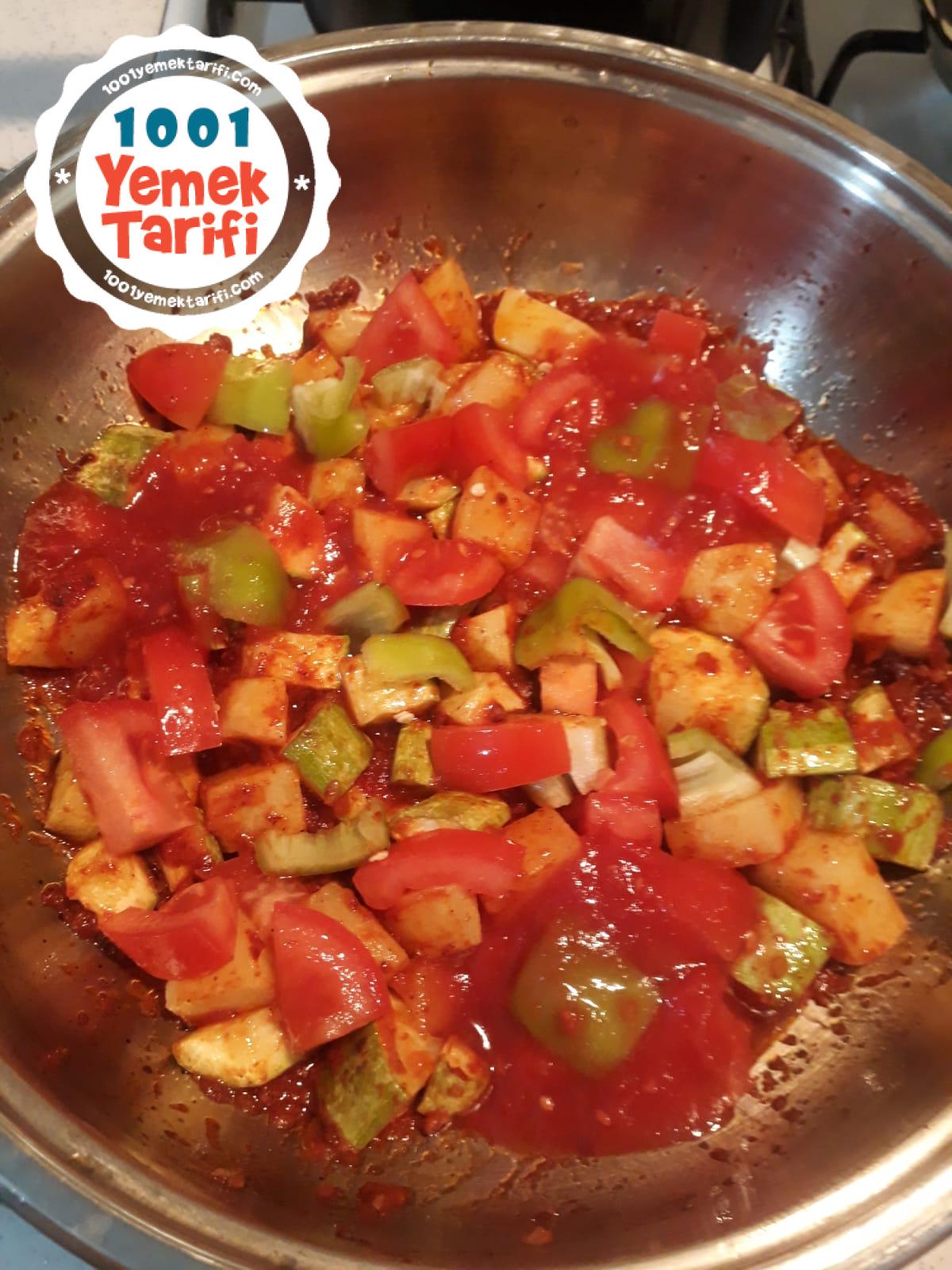 Etsiz Patates Kabak Yemeği