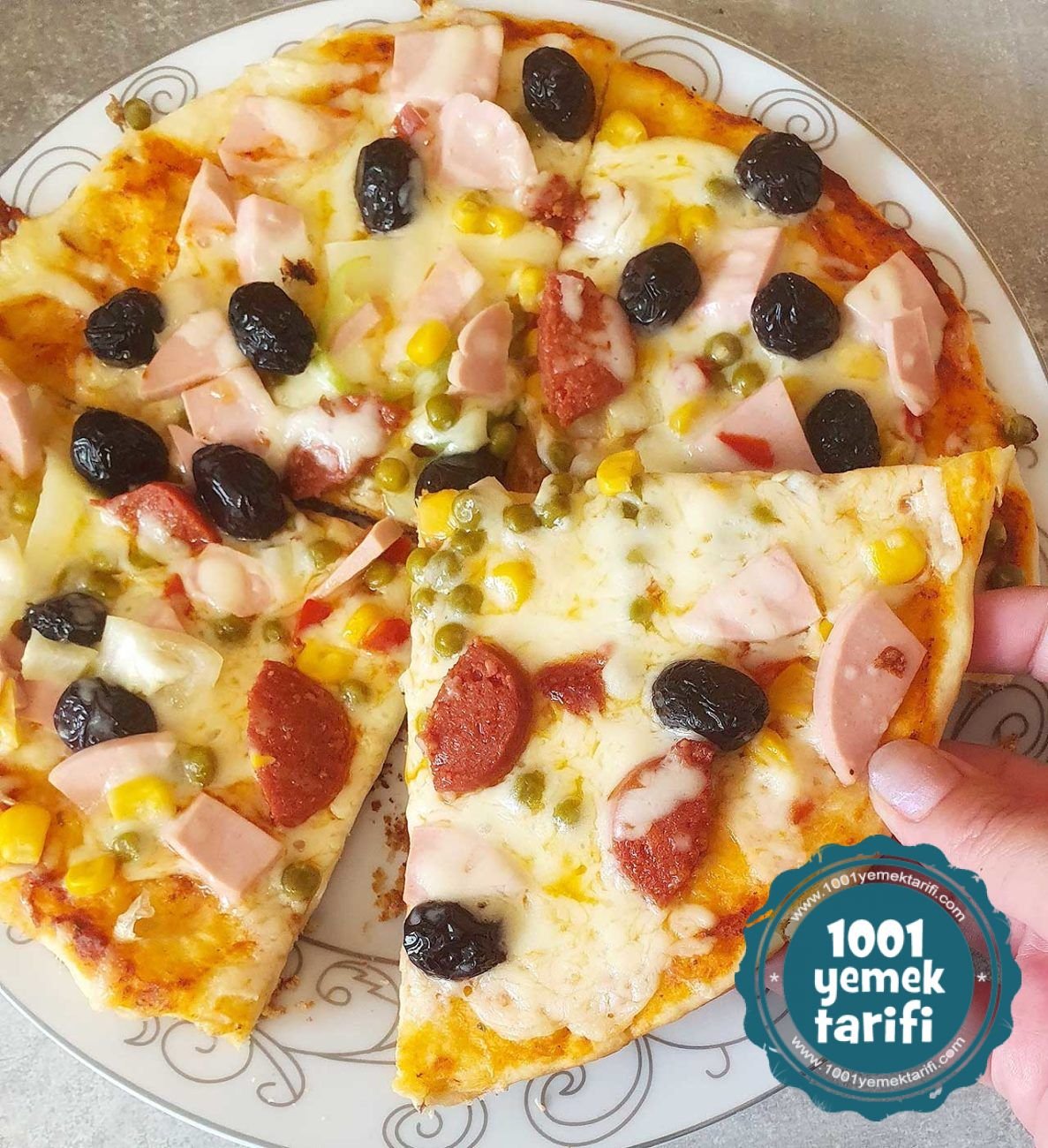 Tavada Kolay Pizza Tarifi Evde Pizza Hamuru ve Sosu Nasıl Yapılır