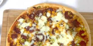 evde-pizza-tarifi-pizza-yapimi-pizza-hamur-pizza-yapimi-nasil-yapilir-karisik-pizza-hamuru-1001yemektarifi