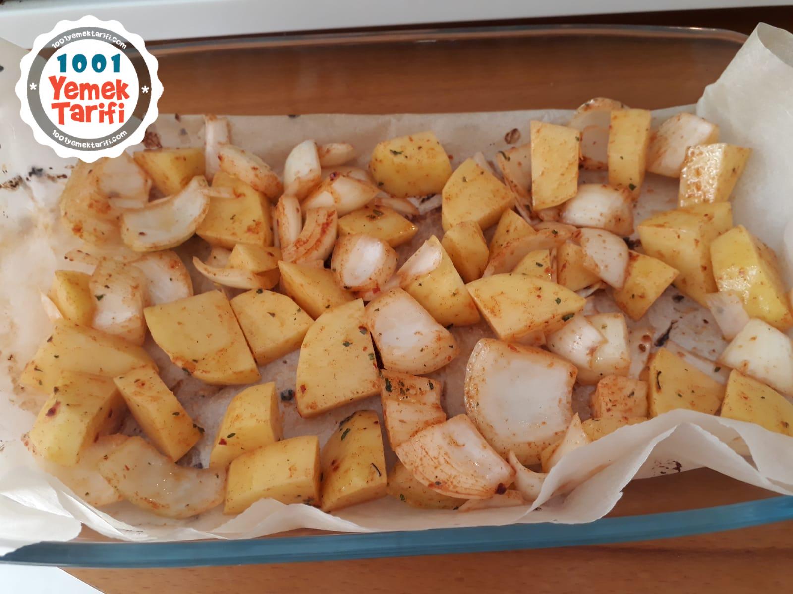 Fırınlanmış Kahvaltılık Patates