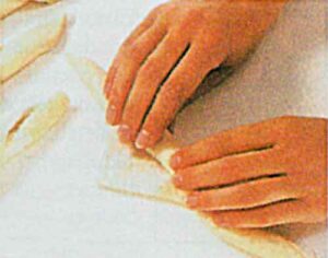 hashasli-sebze-boregi-tarifi-nasil-yapilir-yapilisi-yapimi-kac-kalori-nefis-ev-yapimi-kolay-1001yemektarifi-fotografli-resimli