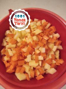 Tavuklu Sebze Çorbası Tarifi