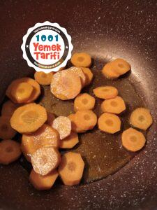 Zeytinyağlı Pırasa Yemeği Tarifi