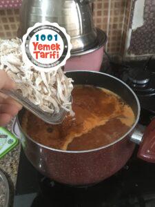 Şehriyeli Tavuk Çorbası nasıl yapılır