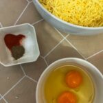 Elinizle suyunu sıkıp kaba alın.