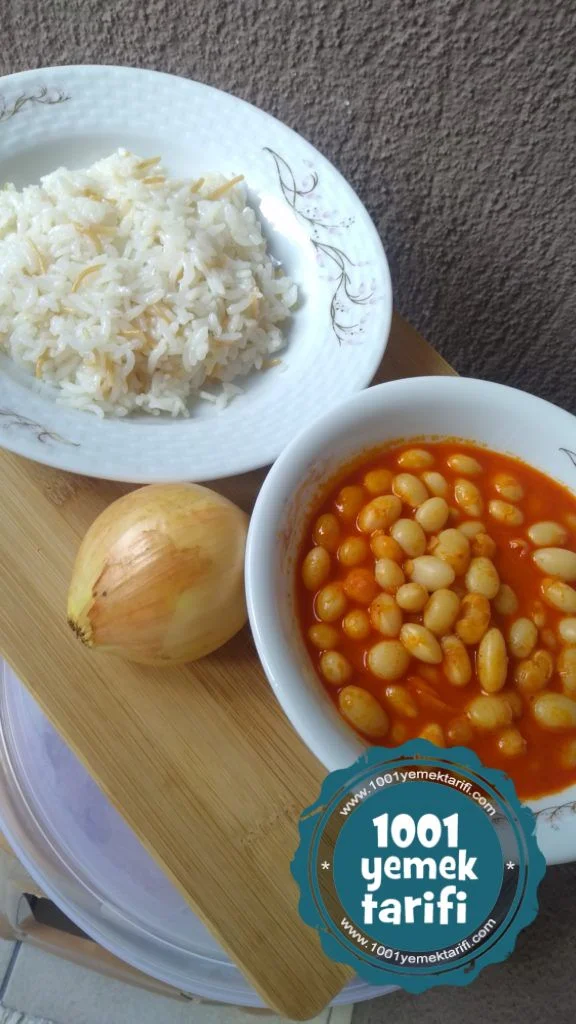 guvecte-kuru-fasulye-tarifi-yapimi-kalori