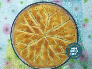 kolay-ev-baklavasi-tarifi-yapimi-kac kalori-kolay ev yapimi baklava nasil yapilir-yapilisi-puf noktasi-1001yemektarifi