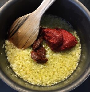 kısır tarifi nasıl yapılır-kolay kısır yapımı