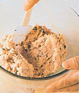 kolay-meze-tarifi-tarama-balik-yumurtali-yapimi-nefis-kolay-1001yemektarifi-kac-kalori-fotografli