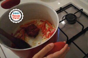 nohut yemeği nasıl yapılır-kaç kalori-etsiz-biberli