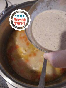 Tavuklu Sebze Çorbası