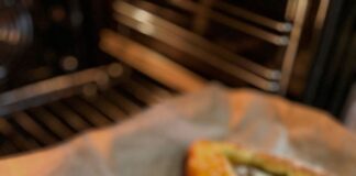 Kıymalı Kaşarlı Pide