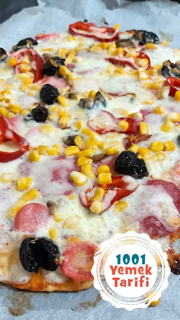 pizza tarifi-Evde karisik pizza tarifi nasil yapilir-kolay pizza yapimi-110yemektarifi
