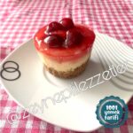 porsiyonluk-visneli-cheesecake-tarifi-yapimi-kac-kalori-nefis-kolay-1001yemektarifi