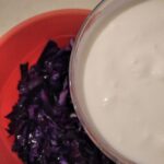 Yoğurtlu Mor Lahana Salatası Tarifi