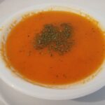 ev yapımı domates çorbası tarifi-kolay domates çorbası nasıl yapılır-kaç kalori