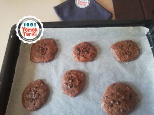 2 Malzemeli Çikolatalı Kurabiye Tarifi