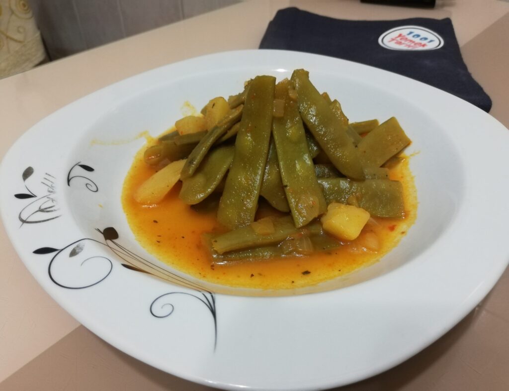 Patatesli Taze Fasulye tarifi