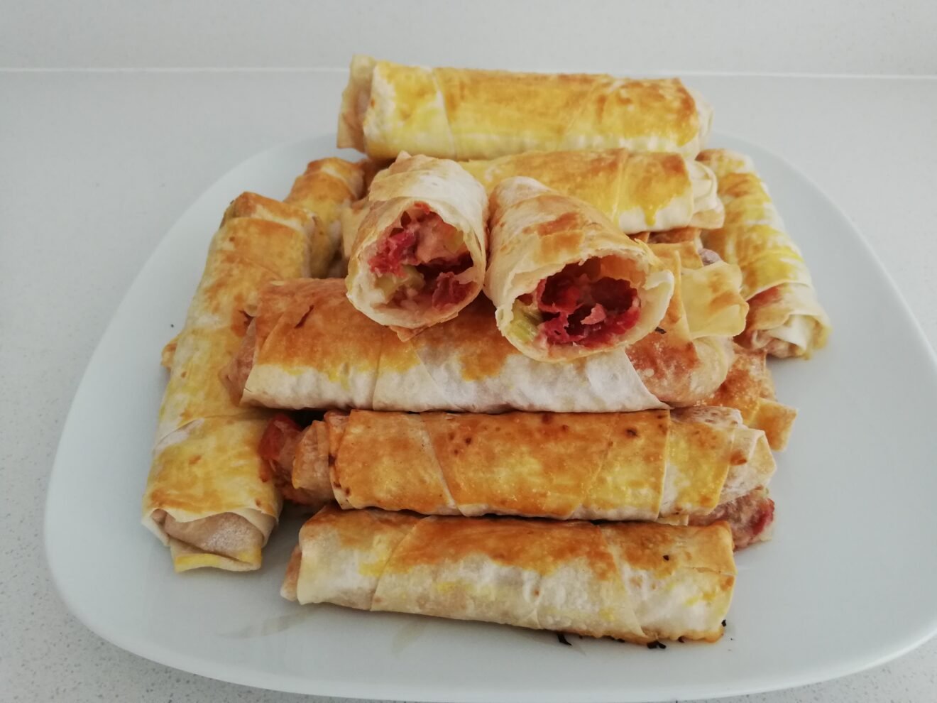 Fırında Paçanga Böreği Tarifi VİDEOLU 1001YemekTarifi