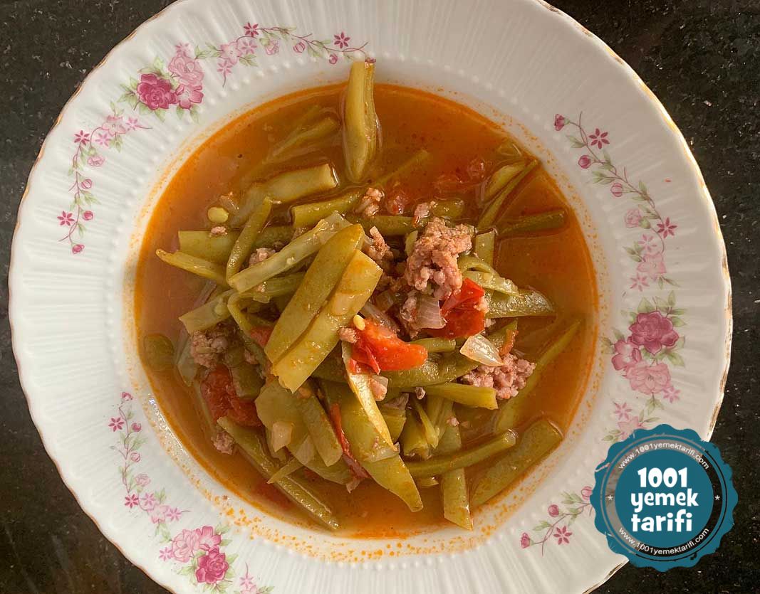 taze fasulye tarifi-yesil fasulye nasil yapilir puf noktasi-kac kalori-nefis-1001yemektarifi