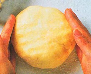 turta hamuru nasil yapilir-kis hamuru yapimi-pirasali kis tarifi-kolay ev yapimi-1001yemektarifi