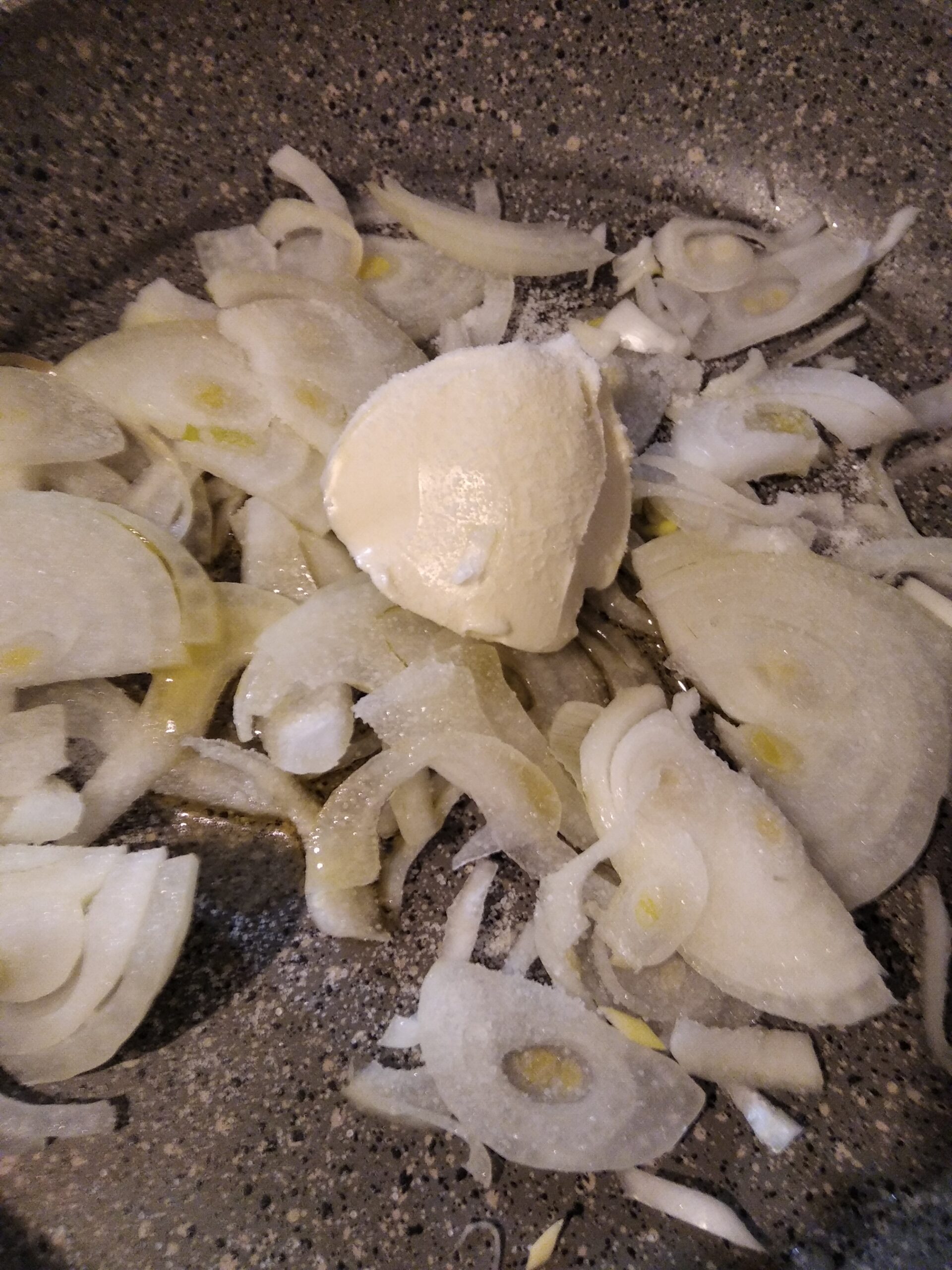 Zerdeçallı Mantar Kavurması
