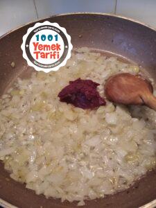 Patatesli Tepsi Böreği