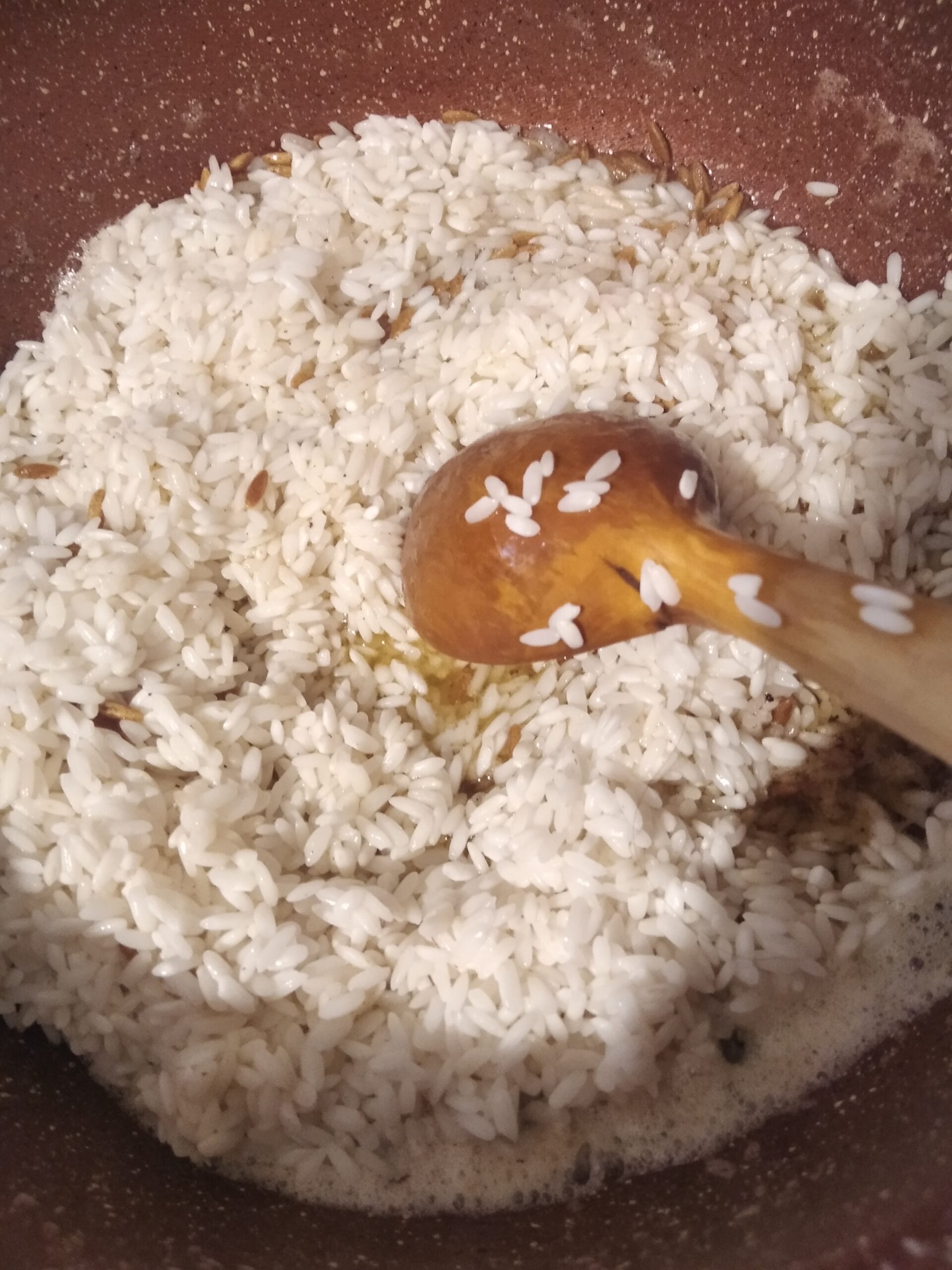 Bezelyeli Tane Tane Pirinç Pilavı Tarifi