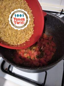 Sebzeli Bulgur Pilavı yapımı