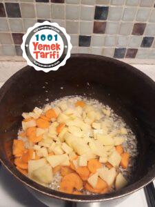 Zeytinyağlı Brüksel Lahanası Yemeği