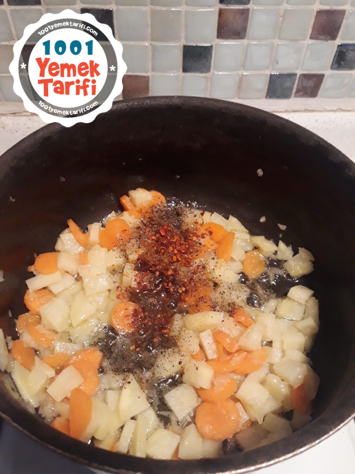 Zeytinyağlı Brüksel Lahanası Yemeği