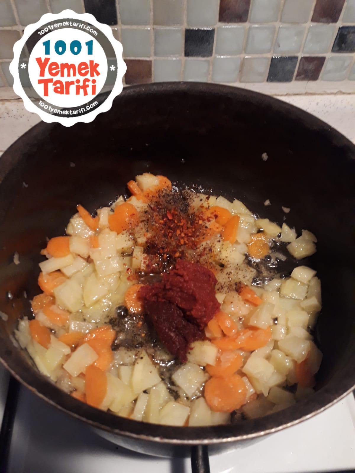 Zeytinyağlı Brüksel Lahanası Yemeği